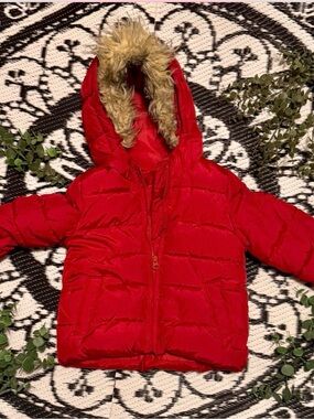 GAP Bright Red Hooded Puffer Jacket with Faux-Fur Trim 18-24 months